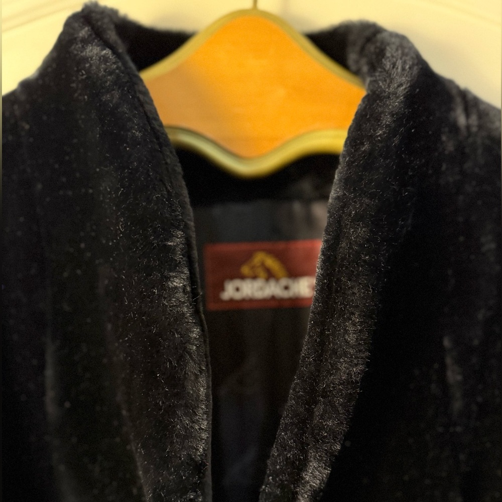 Classic 80s Vintage Jordache Mob Wife Faux Fur Coat - Picture 6 of 9